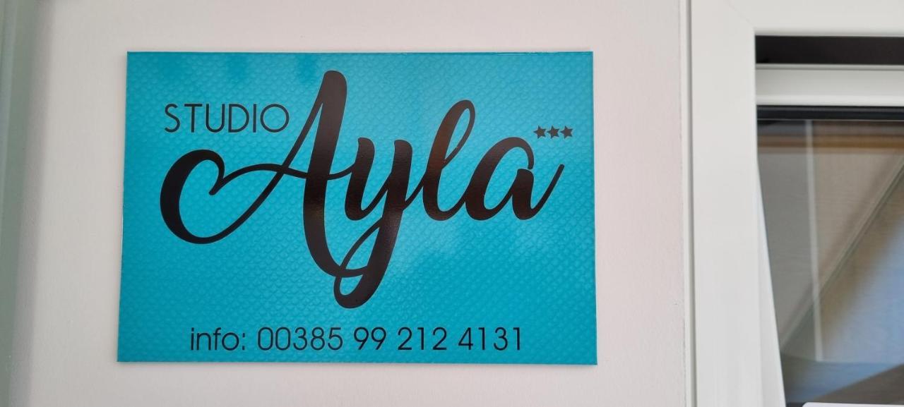 Studio Ayla Apartment Ровин Екстериор снимка