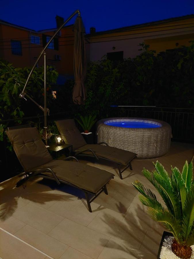 Studio Ayla Apartment Ровин Екстериор снимка