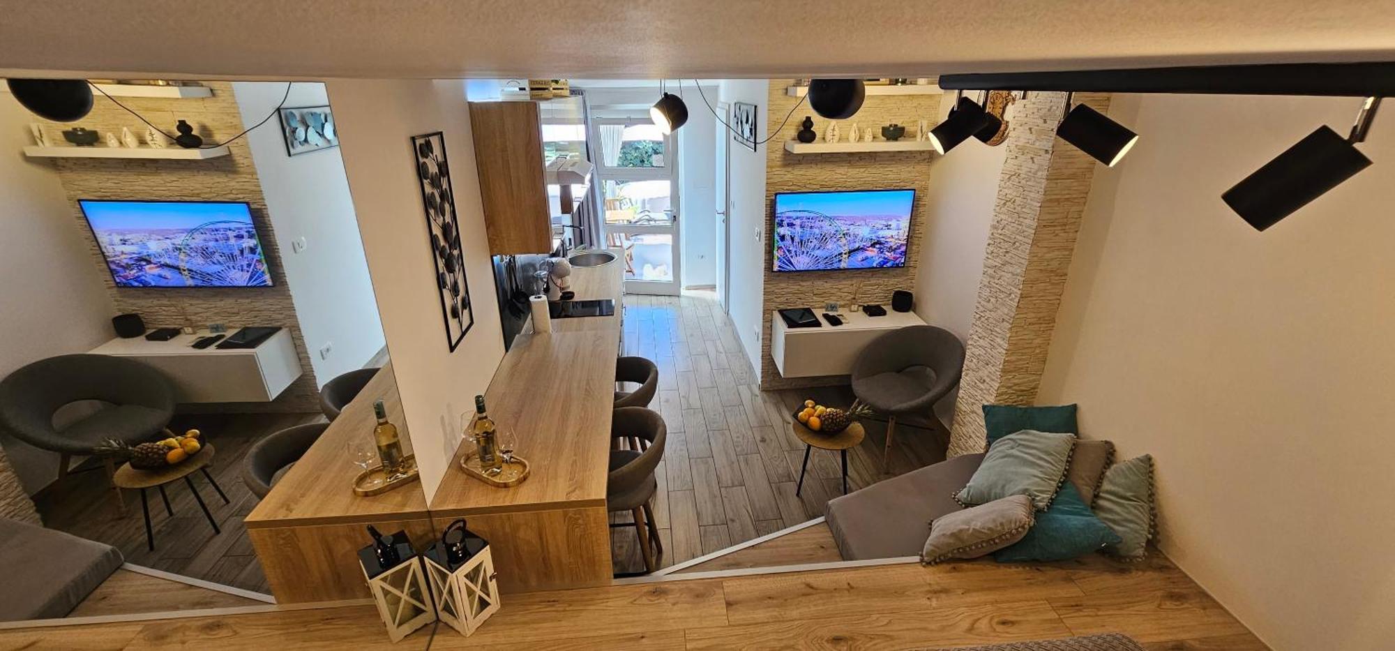 Studio Ayla Apartment Ровин Екстериор снимка